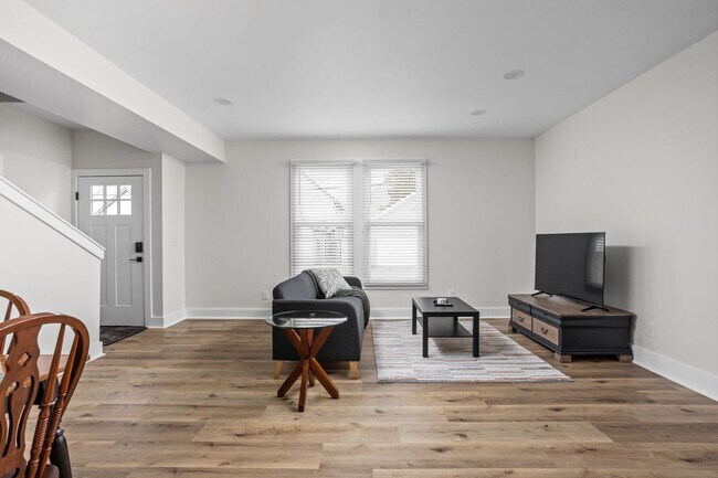 Foto del edificio - 844 Camp St