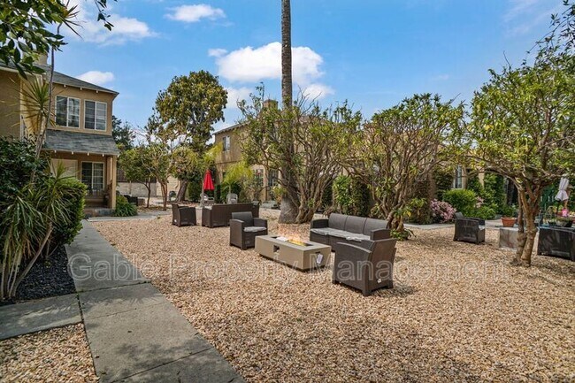 Building Photo - 5505 Colfax Ave