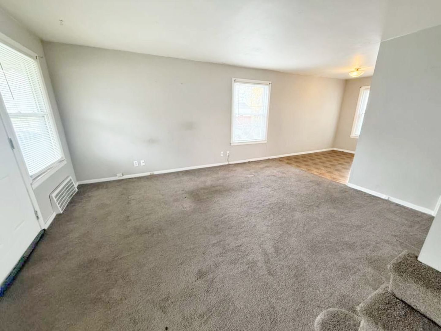 25551 Tungsten Rd Euclid, OH 44132 – photo 3