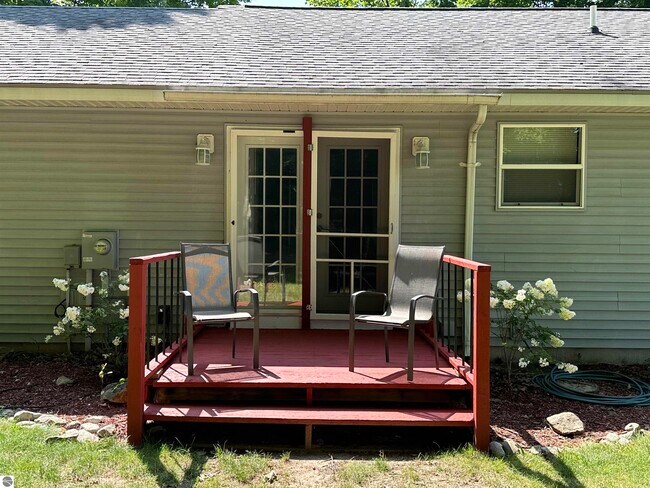 Foto del edificio - 137 N Wood Meadows Dr