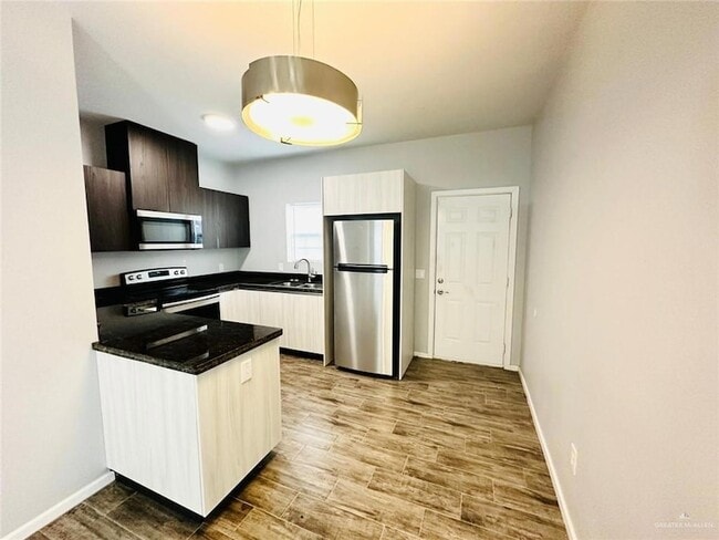 Foto del edificio - 3911 Valeria St