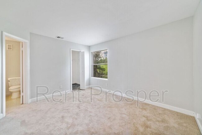 Foto del edificio - 4732 Walden Cir