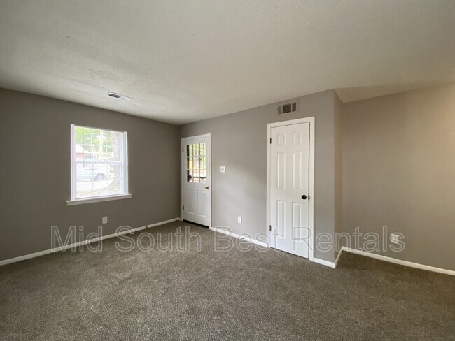 Foto del edificio - 3616 Allandale Ln