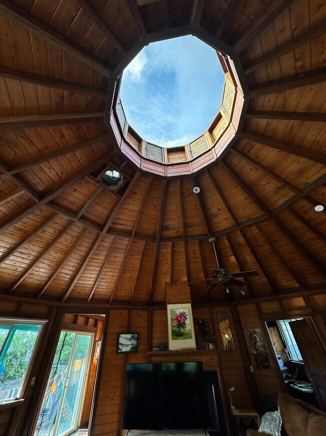 Foto del edificio - Island-Style Living in Hawaiian Paradise Park