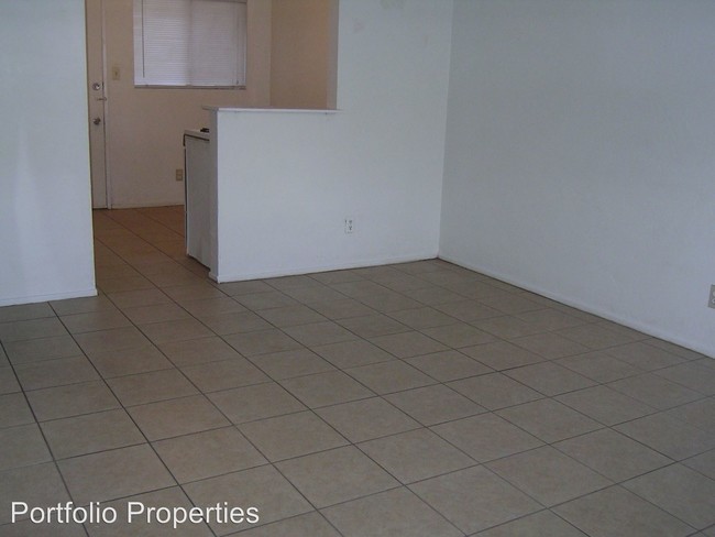 Building Photo - 730 Flower St