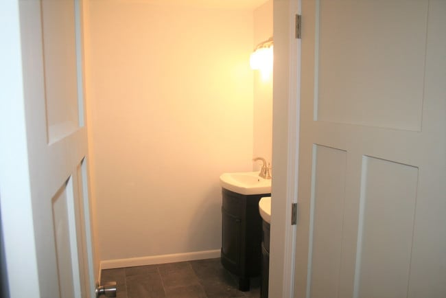 Building Photo - 1913 Tracy 2A