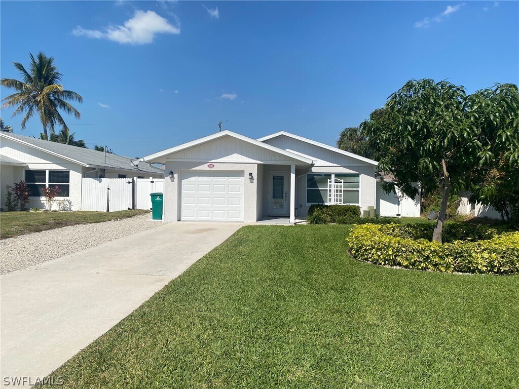 Foto principal - 629 95th Ave N