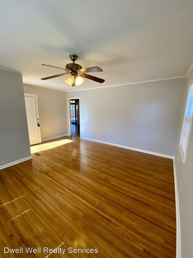 Building Photo - 3 br, 1.5 bath House - 5341 E 30th Pl