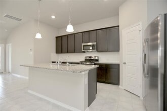 Building Photo - 2123 Santa Ana Wy