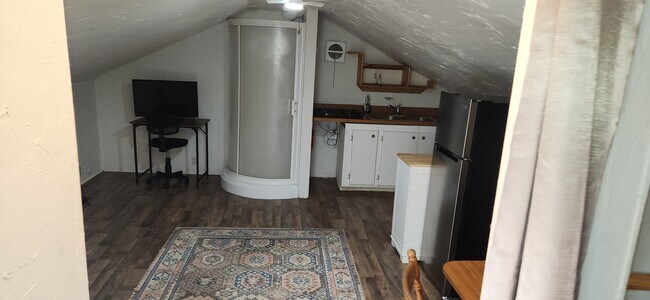 Foto del edificio - 110 Betsy Ross Pl