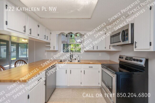 Foto del edificio - 322 Kathleen Pl NW