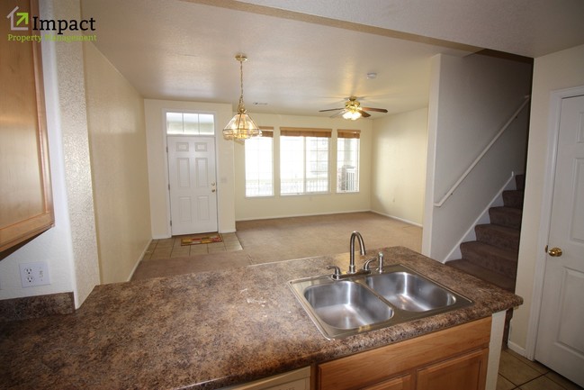 Building Photo - 16071 E Geddes Dr