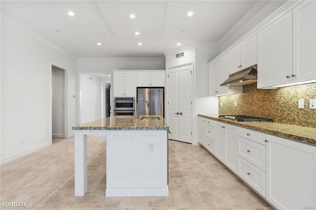 Foto del edificio - 4 br, 3 bath House - 82 Meander