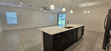 Building Photo - 408 Bahia Grande Ave