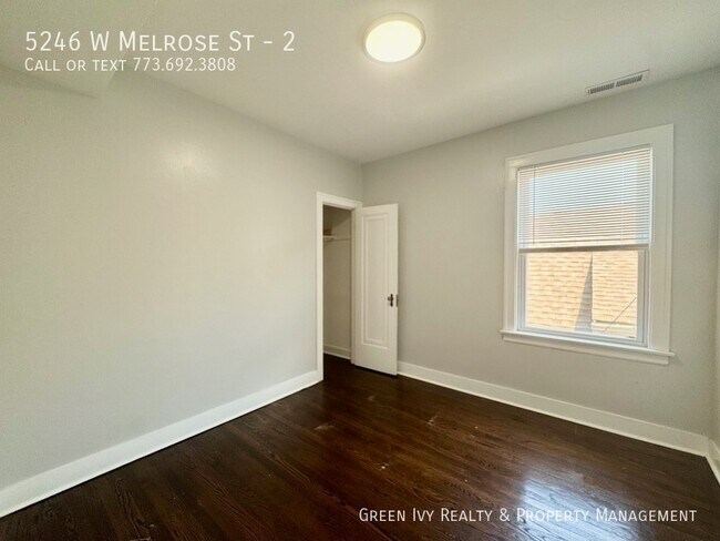 Foto del edificio - 5246 W Melrose St