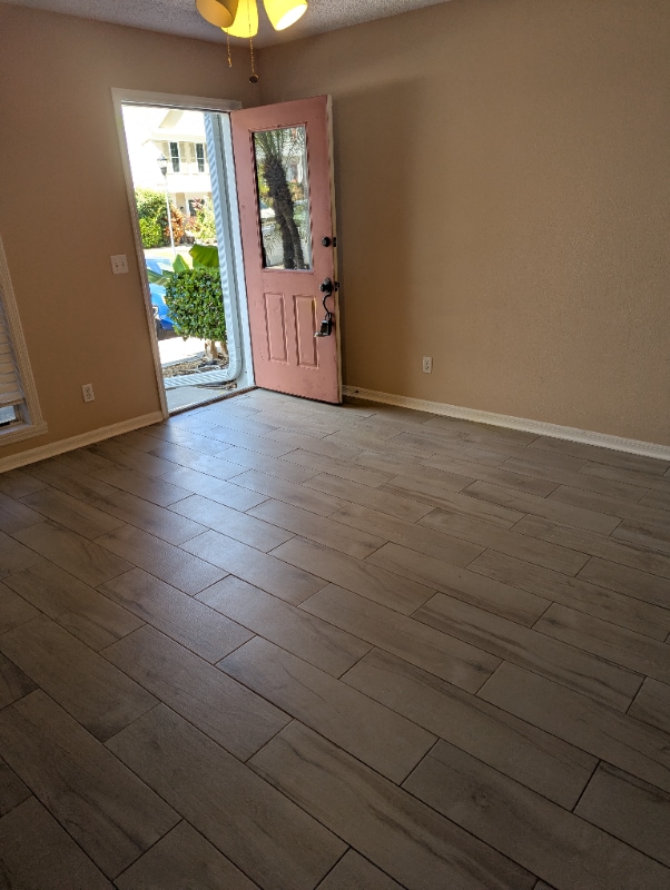 Foto del edificio - 11335 Stratton Park Dr