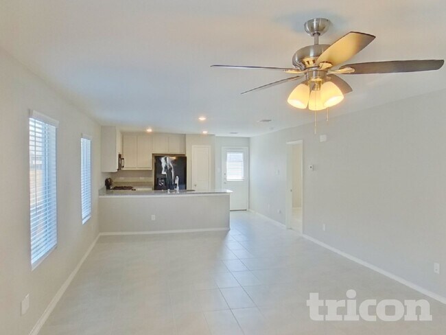 Foto del edificio - 3317 Turkey Trot Ln