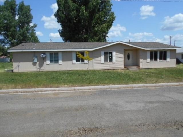 Primary Photo - 4 bedroom in Alturas California 96101