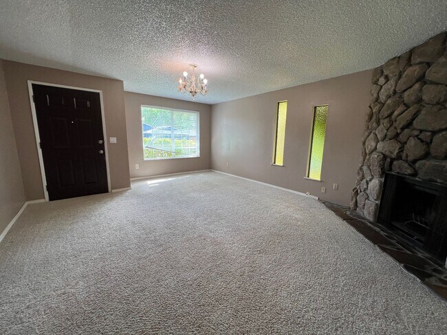 Foto del edificio - 283 NW 182nd Ave