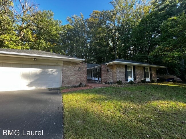 Building Photo - 4 br, 2.5 bath House - 2600 Baywood Ct