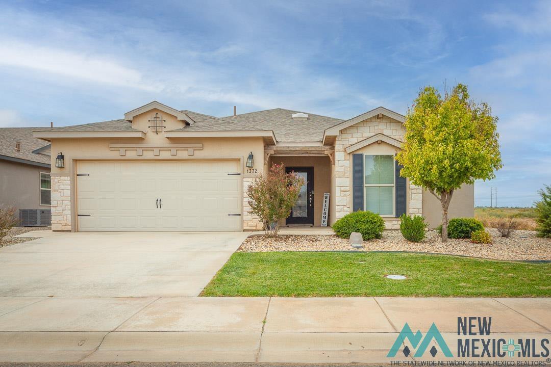 Foto principal - 1372 Springfield St