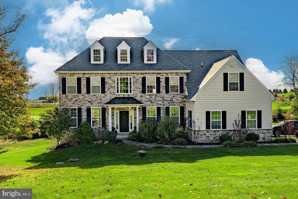 Foto principal - 25 Broomall Ln