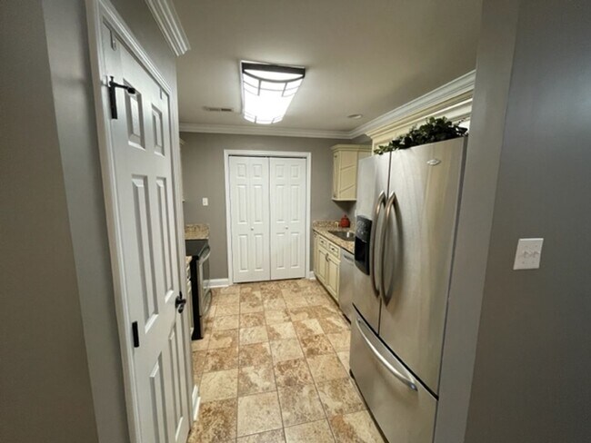 Foto del edificio - Maryville City 37801 - 2 bedroom, 2 bath c...