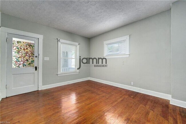 Foto del edificio - 1511 Westwood Ave