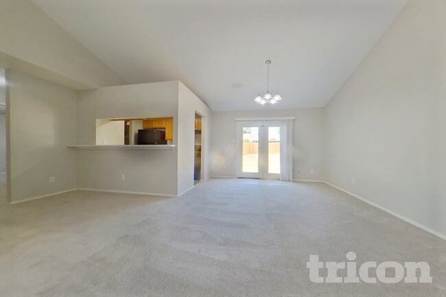 Building Photo - 3913 Big Leaf Ln