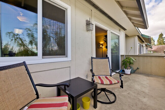 Foto del edificio - 755 N Fair Oaks Ave