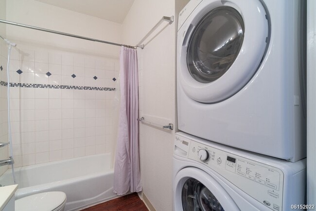 Foto del edificio - 2 Bedroom, 2 Bath Condo in Sun Rise Community