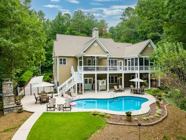 Building Photo - 211 Island Dr