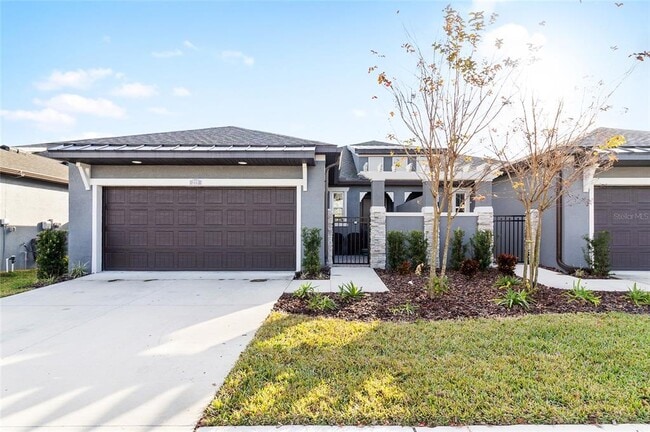 Building Photo - 219 Villa Luna Ln