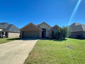 Building Photo - 2168 Sweet Bay Cir