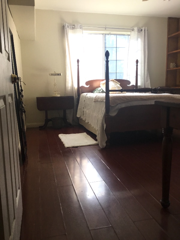 Foto del edificio - 4339 Heather Rd