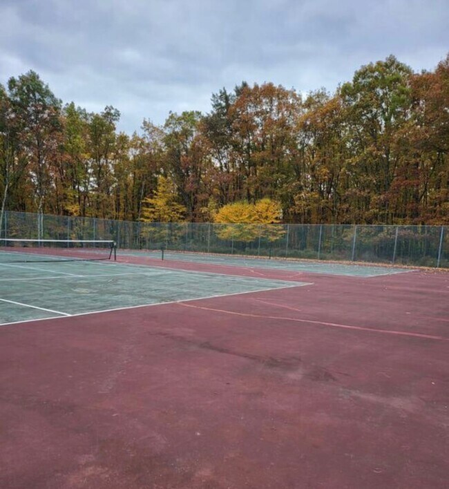 Foto del edificio - 674 Rainbow Terrace