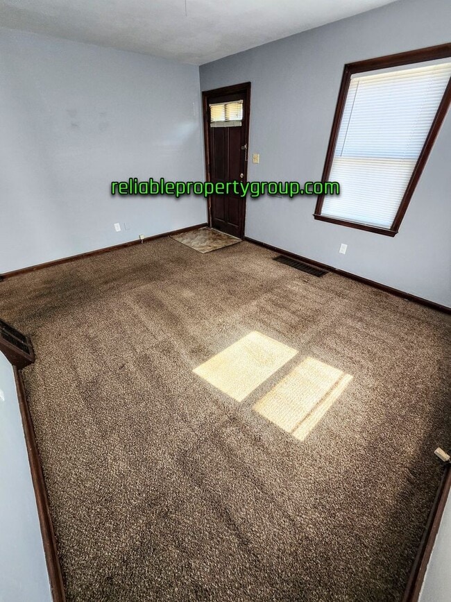 Foto del edificio - New Listing - Fort Wayne