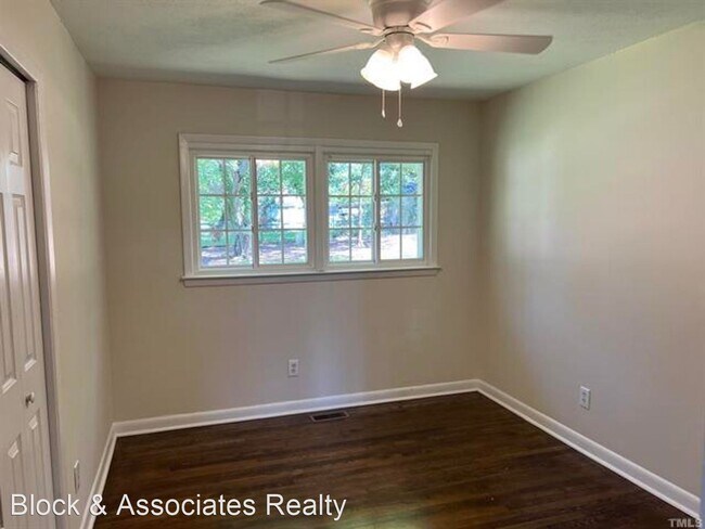 Building Photo - 3 br, 1 bath House - 709 Carlisle St