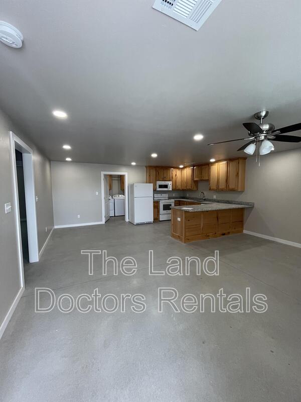 Foto del edificio - 13807 County Rd 1544