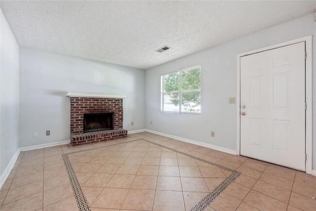Building Photo - 3107 Del Monico Dr
