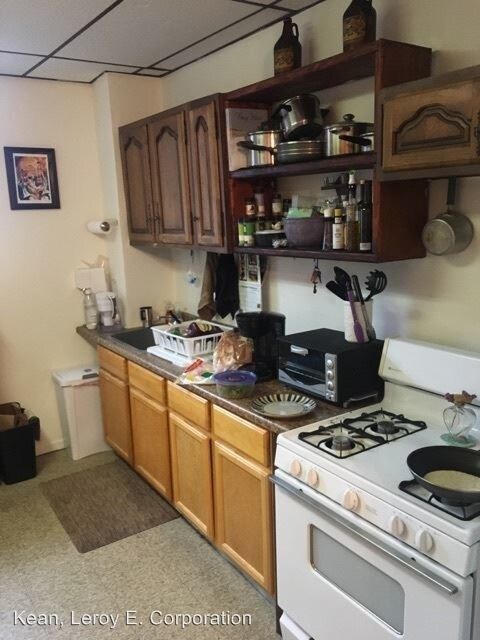 Foto del edificio - 730 Tasker St