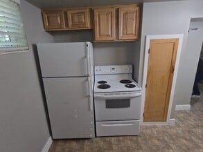 Building Photo - 213 E Coatsville Ave