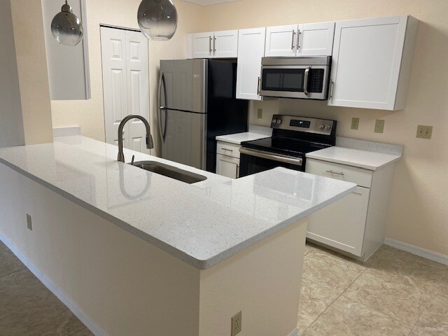 Building Photo - 11520 Villa Grand