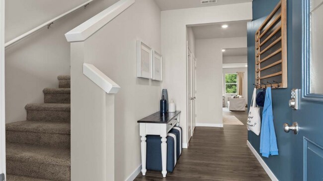 Building Photo - 2101 Boxcar Ct NE