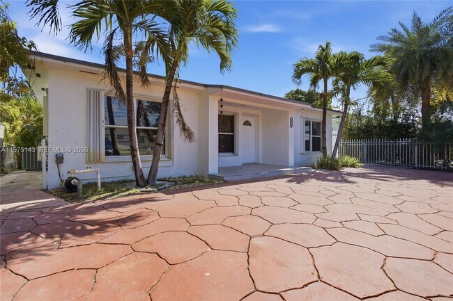 Foto del edificio - 2761 SW 33rd Ct