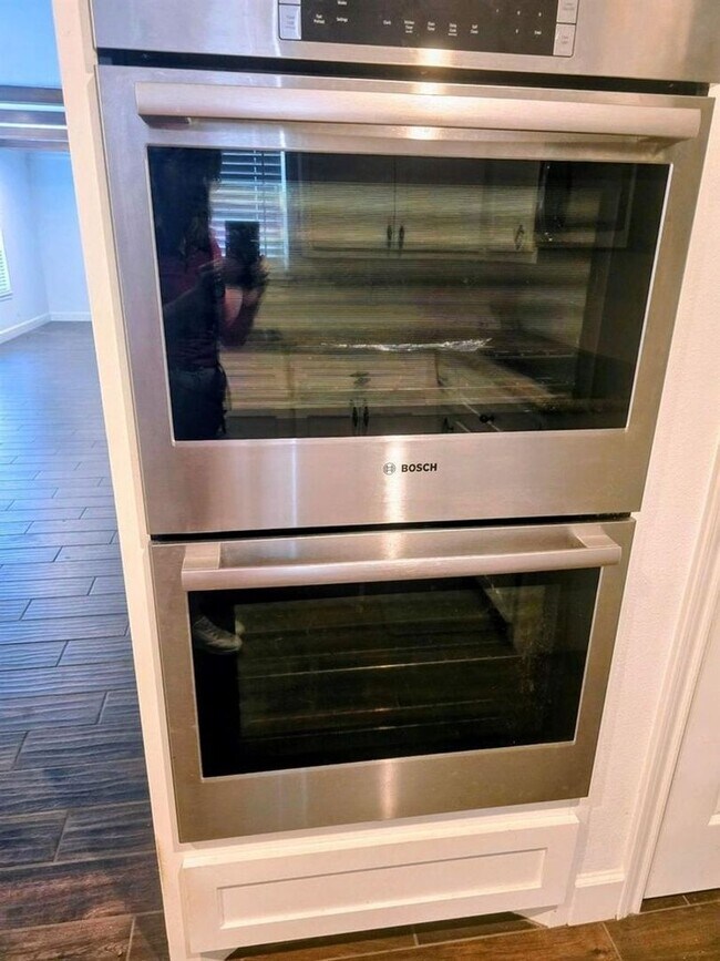 Building Photo - 10507 Cypresswood Dr