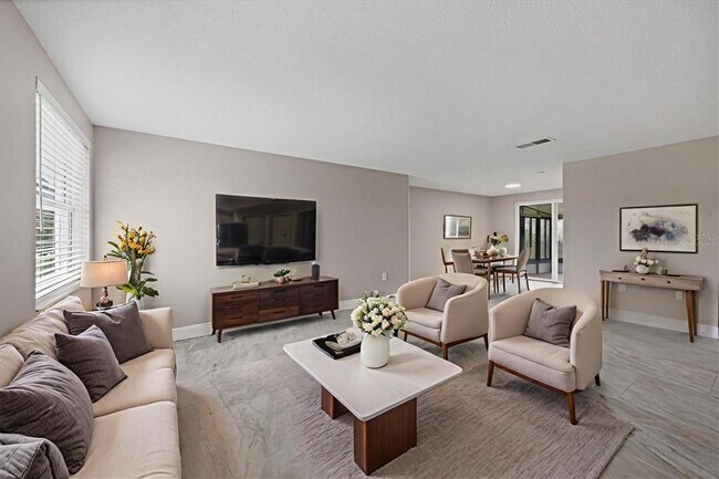 Building Photo - 880 Queen Rd