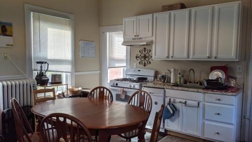 Foto del edificio - 4 bedroom in Central Square MA