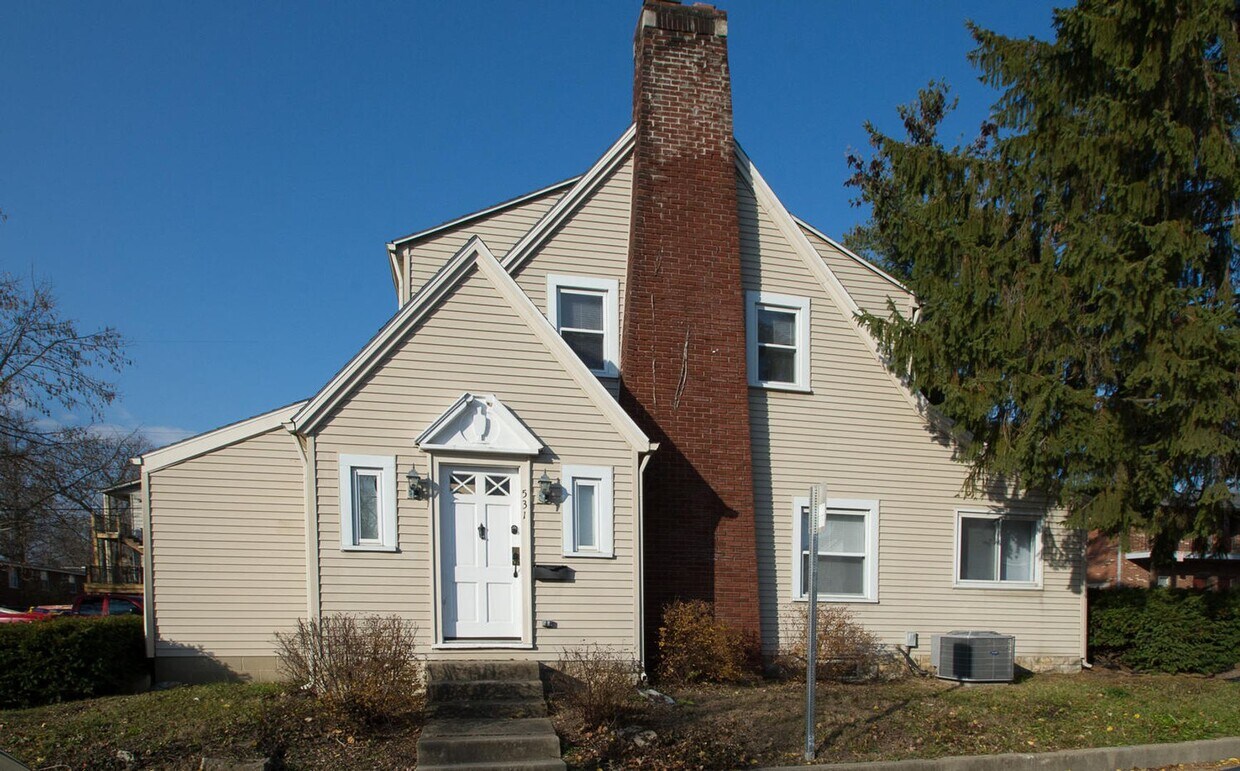 Foto principal - 531 N Prow Ave