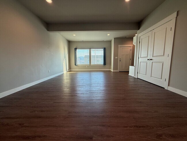 Building Photo - Coming soon Now renting 3 bedroom House